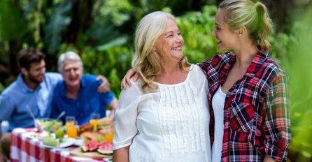 8 ZNAKOVA DA STE OSVOJILI MAJKU SVOG DEČKA : Neki će vas iznenaditi!