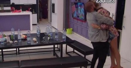 DEJAN I ALEKSANDRA SE POMIRILI: Evo šta joj je saopštio - šok za sve