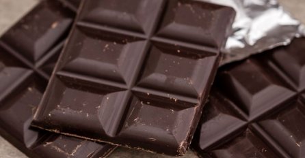 AKO JEDETE ČOKOLADU SVAKOG DANA : Evo šta se  dešava u vašem tijelu!