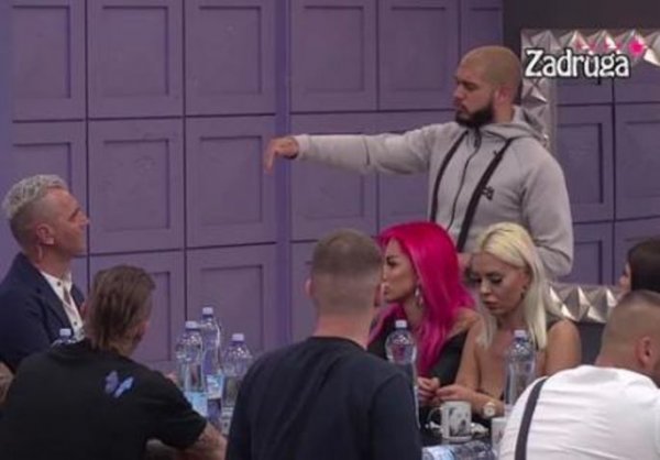 screenshot-from-2022-05-10-09-07-24