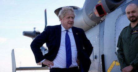 Johnson: Potpisujemo historijske sigurnosne sporazume sa Švedskom i Finskom