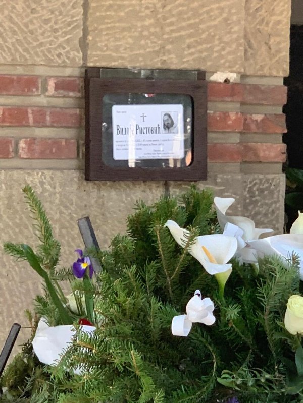 3020229-whatsapp-image-20220512-at-1-42-36-pm-ff