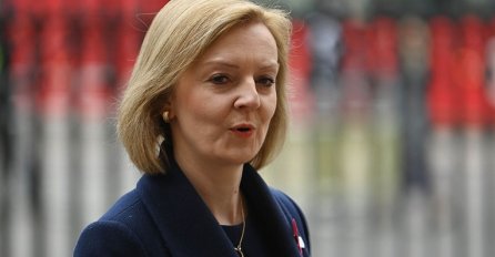 Britanska ministrica: Putin se ponižava na svjetskoj pozornici