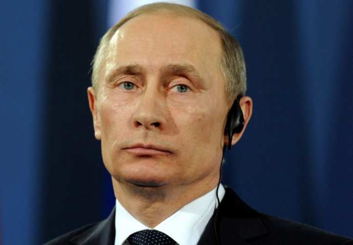 London uveo sankcije Putinovoj bivšoj ženi i navodnoj devojci