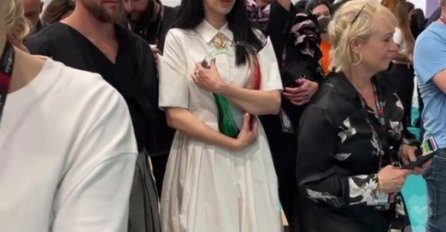 EVO ŠTA SE DESILO SAT VREMENA PRIJE FINALA EVROVIZIJE: Konstrakta osvojila nagradu, pogledajte reakciju