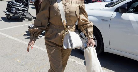 CECA BEZ ŠMINKE STIGLA U BEOGRAD, SVI KOMENTARIŠU 1 DETALJ NA NOGAMA: Jeste li primijetili? (FOTO) 