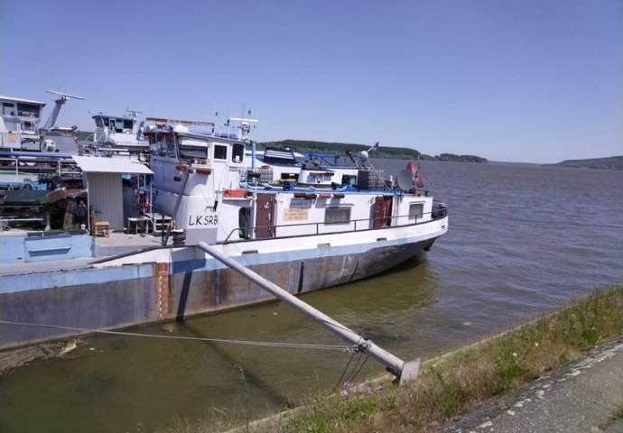 Mornari koji su našli tijelo mladića u Dunavu: Sumnjam da je tijelo bilo ispod mosta, plutalo je pored broda