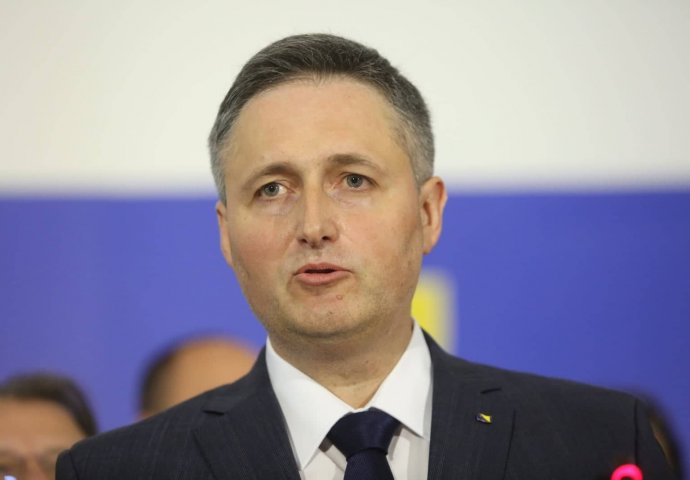 Bećirović u sjedištu NATO-a: 'Dodikovo odlikovanje Putina predstavlja civilizacijsku sramotu'