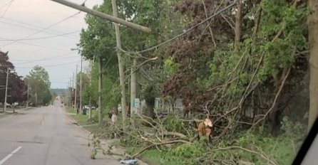 U olujama u Kanadi poginulo osam osoba, pola miliona bez struje