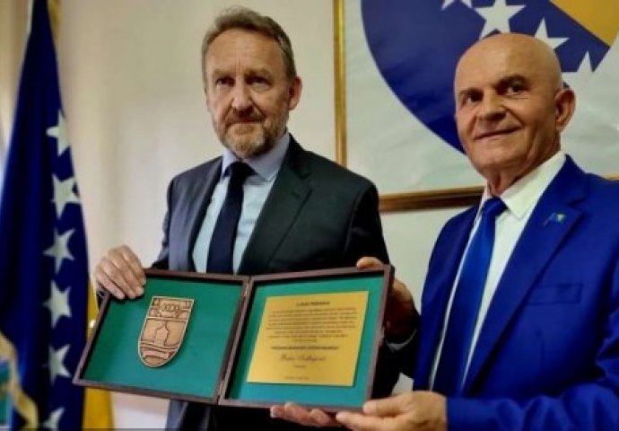Bakir Izetbegović postao počasni građanin još jedne općine