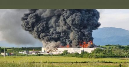 Fabrika i dalje u plamenu, radnici u plaču: Gradili smo 15 godina, sve nestalo za tren