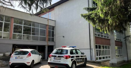 Učenici evakuirani iz škola nakon dojave o bombama: Objavljen tekst prijeteće poruke