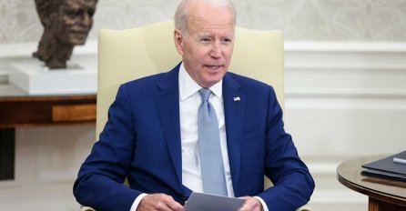 Biden: SAD će Ukrajini dati napredne raketne sustave
