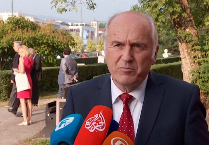 Inzko: S Dodikom sam nekada bio “na ti”, bio je nada Zapada. Danas je prijetnja