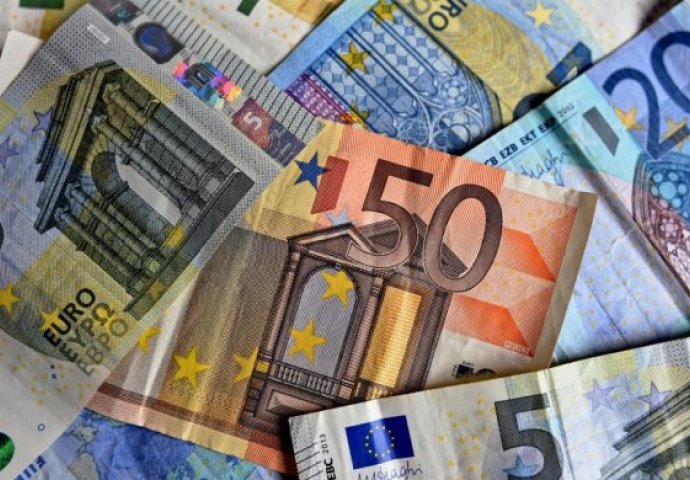 ZA 4 HOROSKOPSKA ZNAKA STIŽE NOVAC DO 12. JUNA: Evo kome će zveckati pare u novčaniku