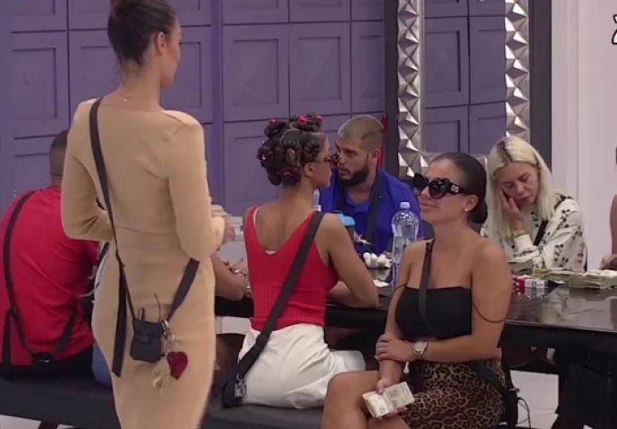 UPRAVO OZVANIČILI VEZU - NOVA LJUBAV U ZADRUZI: Niko nije imao pojma  šta se dešava između njih (VIDEO)