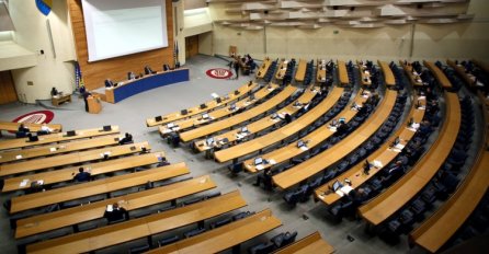 Minuta rada parlamentaraca u BiH košta skoro 680 KM