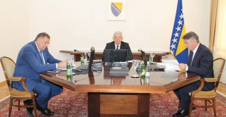Predsjedništvo BiH održalo vanrednu sjednicu sa samo jednom tačkom dnevnog reda