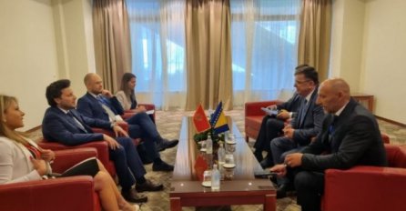 Zoran Tegeltija razgovarao sa Dritanom Abazovićem: Crna Gora i BiH nisu članice inicijative "Otvoreni Balkan"