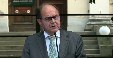 Christian Schmidt: Milorad Dodik se ponaša kao drvosječa u šumi