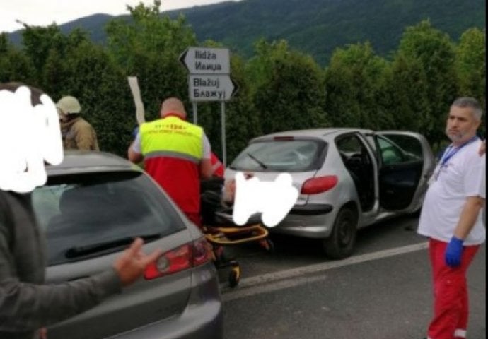 Pogledajte video nakon udesa u Sarajevu: Automobili teško oštećeni