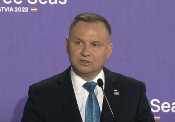 Pahorovu ideju o kandidatskom statusu za BiH podržale Poljska i Mađarska