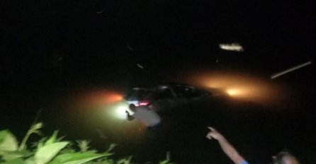 Policajci u šoku: Javio se vozač iz BiH čije vozilo je završilo u rijeci