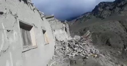 Razoran zemljotres u Afganistanu: Najmanje 950 ljudi izgubilo život