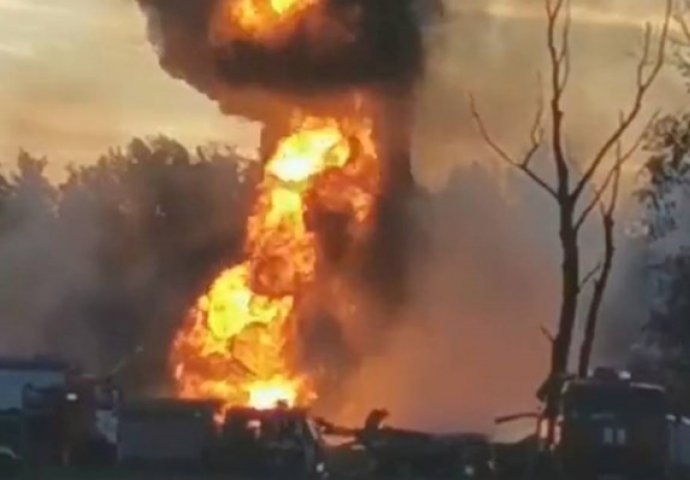 U Rusiji se srušio vojni avion, ima mrtvih(VIDEO)