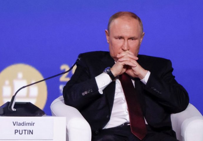 Bloomberg: Prvi put nakon 1918. Moskva kasni sa plaćanjem stranog duga
