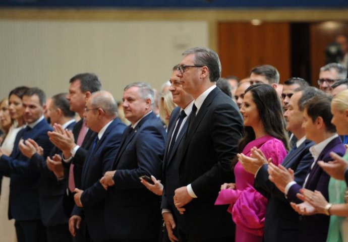 Vučić u Palati “Srbija”: Srbi na Vidovdan ne pjevaju, moramo da idemo u Evropu