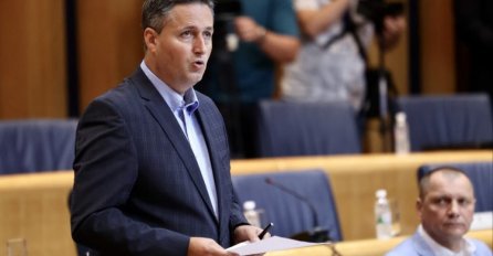 Bećirović u Domu naroda PSBiH o povećanju plate državnim funkcionerima: Zaustavimo ovu sramotu