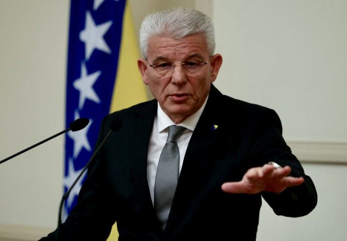 Džaferović: NATO-u ne treba saglasnost entiteta