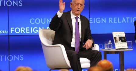 “Vladimir Putin na spavanje ide uplašen”