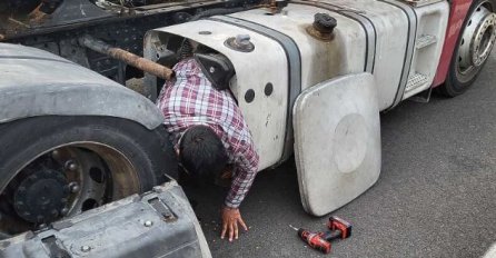 Migrante krili u namjenskom rezervoaru kamiona, otkriveni na bh. granici