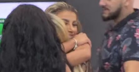 PREOKRET - NIKO NIJE OČEKIVAO OVO: Zadrugari u ŠOKU nakon saznanja da je IZBAČENA! "Imala sam OSJEĆAJ!"