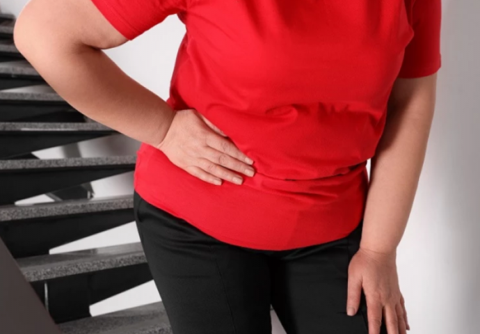 DA LI IMATE GASOVE I ZATVOR! Obratite pažnju, problemi sa želucem mogu prikriti karcinom jajnika!