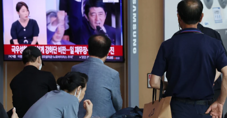 Preminuo bivši japanski premijer Shinzo Abe 