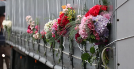 Tužna kolona sa 50 tabuta stigla ispred Predsjedništva BiH