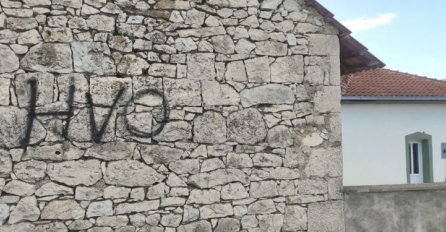 Neum: U naselju Rabrani prijeteći grafiti uz mesdžid