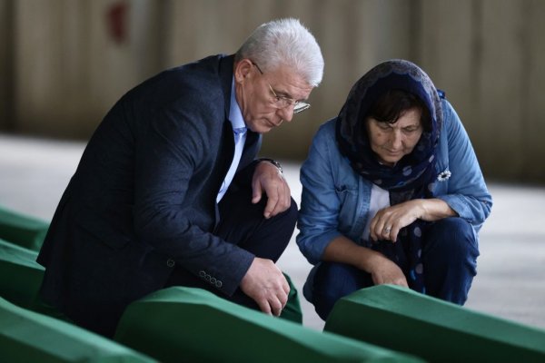 1657459955-at5a7115-1024x683