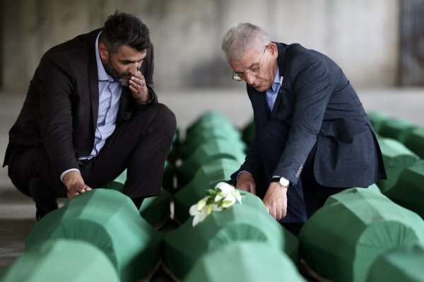 1657459963-at5a7119-1024x683