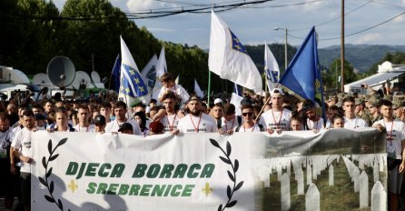 Poruke učesnika Marša mira: “Ulazak u Potočare najteži je trenutak” (VIDEO)