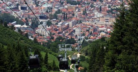 Danas u 12 sati u Sarajevu će se oglasiti sirene u znak sjećanja na žrtve genocida u Srebrenici