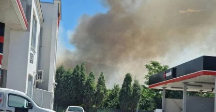 Požar kod Mostara, vatra prijeti privrednim objektima