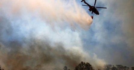 Helikopter se srušio u more tokom gašenja požara u Grčkoj
