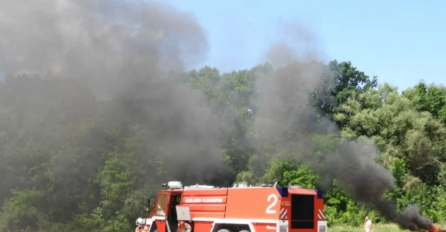 Požar kod Čapljine: Na terenu tri ekipe vatrogasaca s oko 30 ljudi 