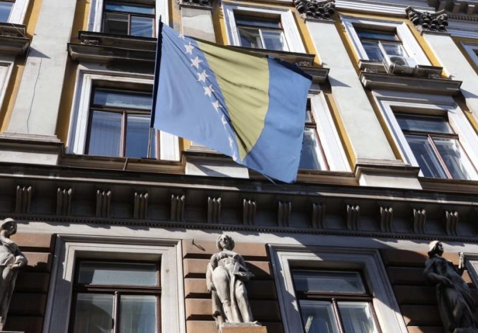 Damir Vejo optužen zbog korištenja službenog vozila 321 put