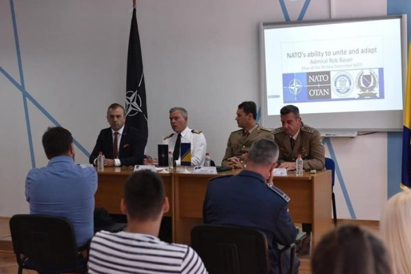 sead-turcalo-admiral-bauer-nato-19jul22-fpn02