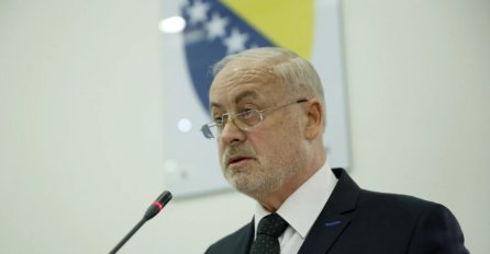 Arnautović: Nemamo zvanične informacije o mogućoj intervenciji Schmidta